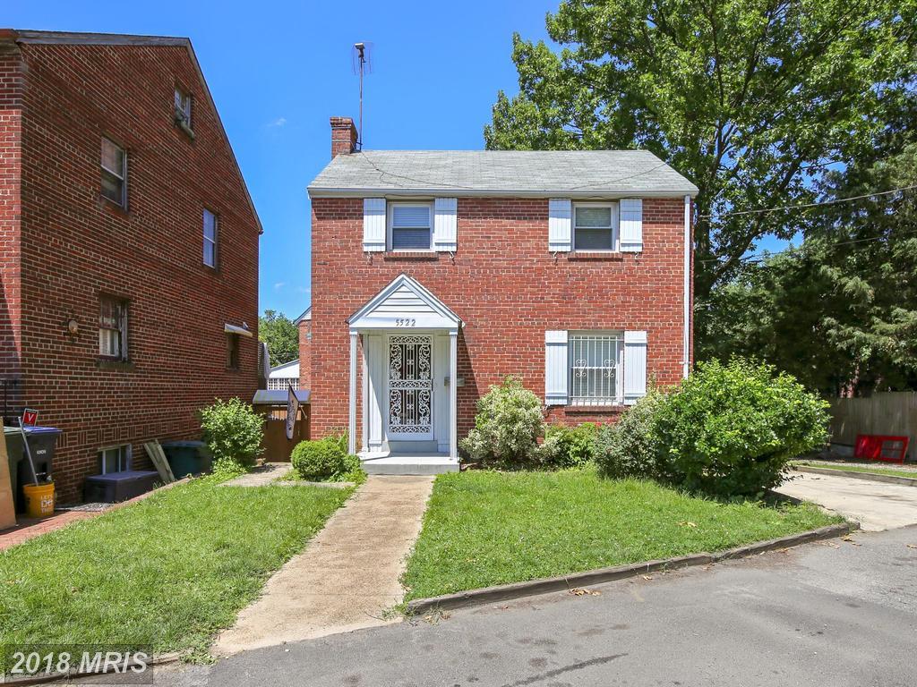 5522 Blair Road - Photo 1