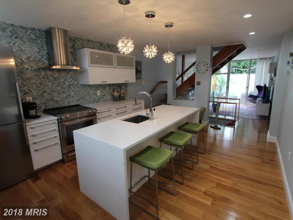 1322 4TH Street - Photo 1