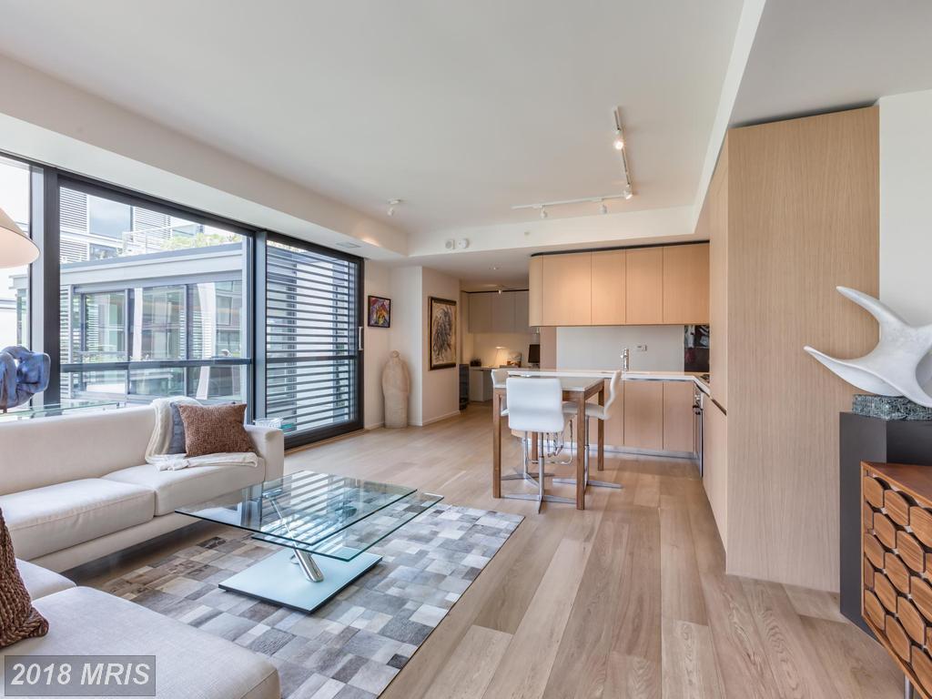 925 H Street - Photo 1