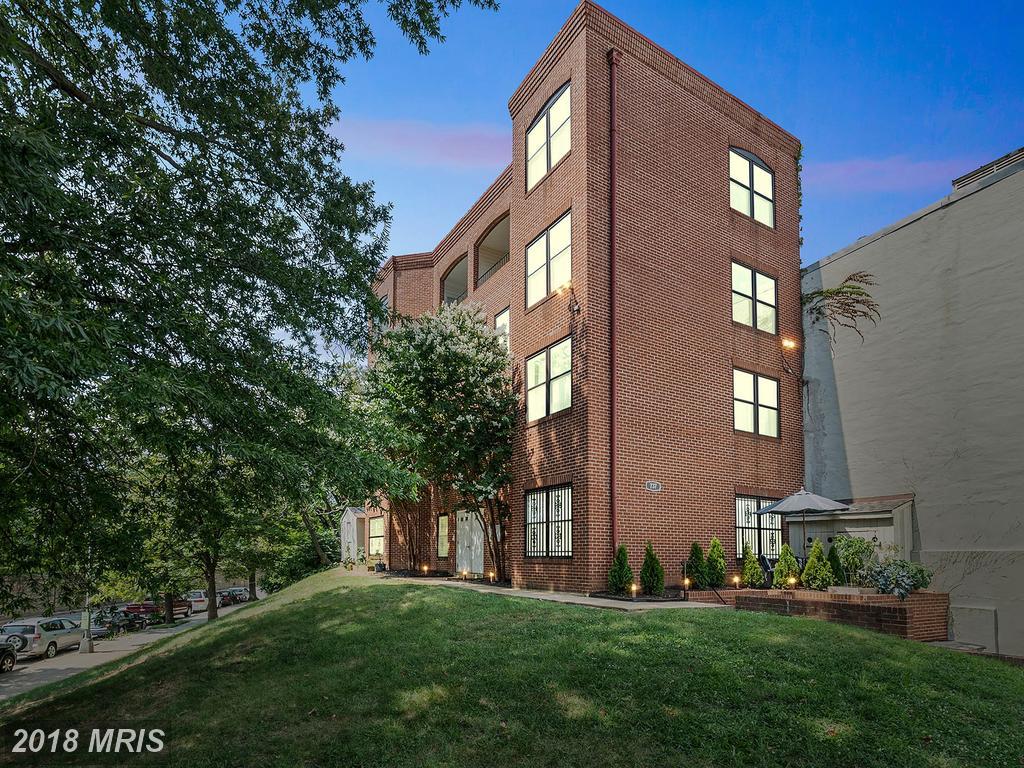 737 6TH Street - Photo 1
