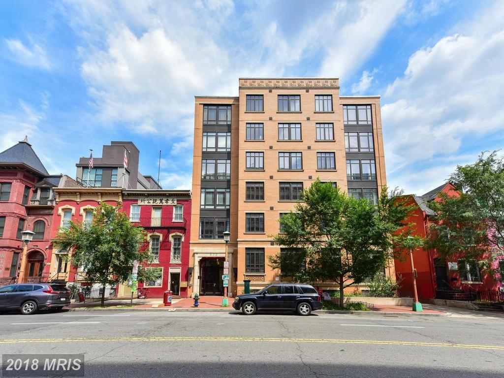809 6TH Street - Photo 1