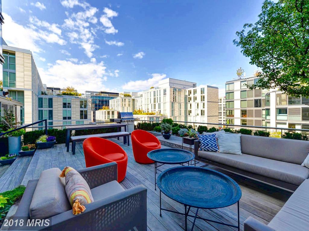 925 H Street - Photo 1