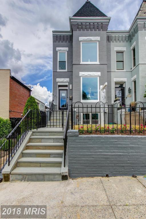 531 12TH Street - Photo 1