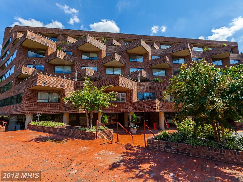 1015 33RD Street - Photo 1