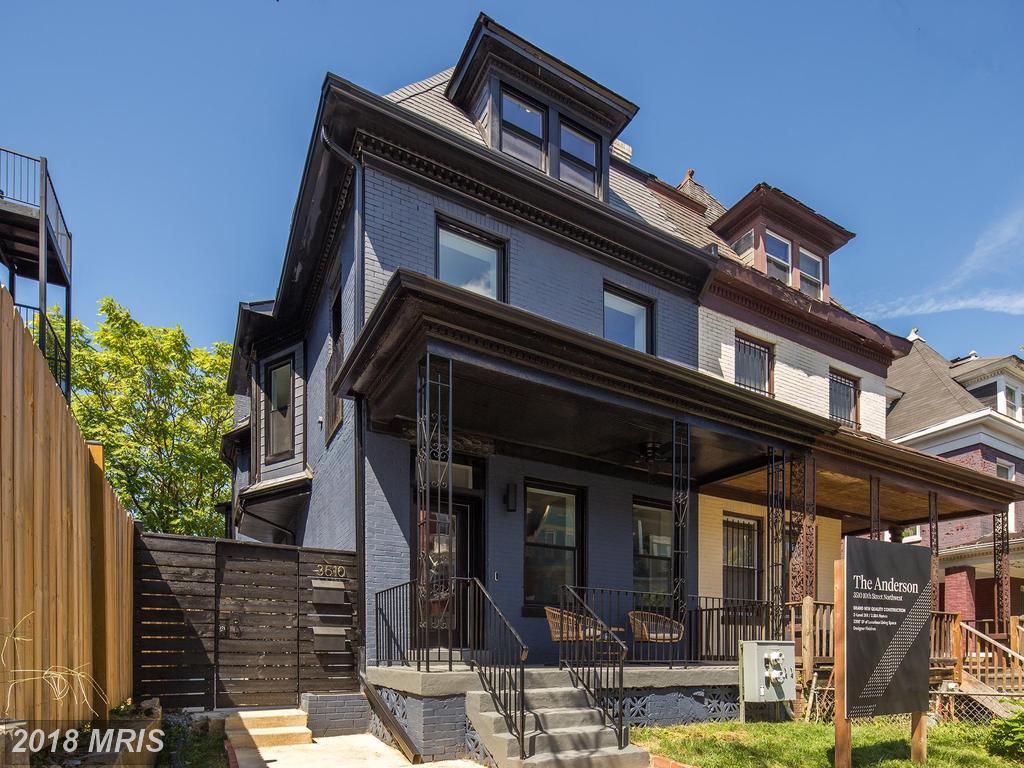 3510 10TH Street - Photo 1