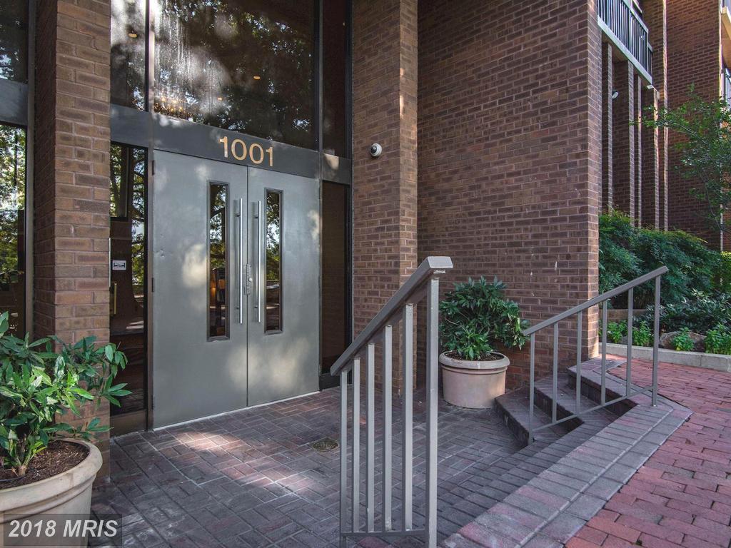 1001 26TH Street - Photo 1