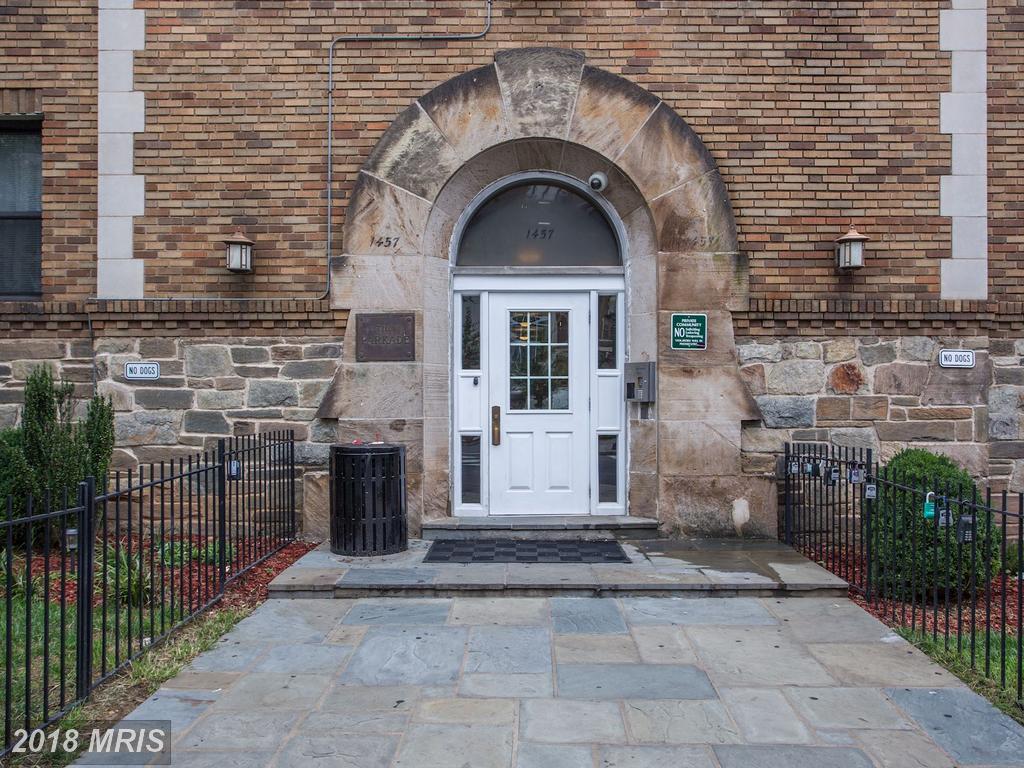1457 Park Road - Photo 1