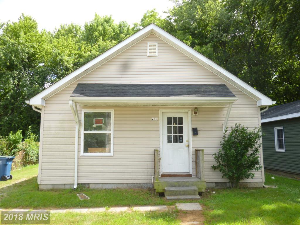 710 Moores Avenue - Photo 1