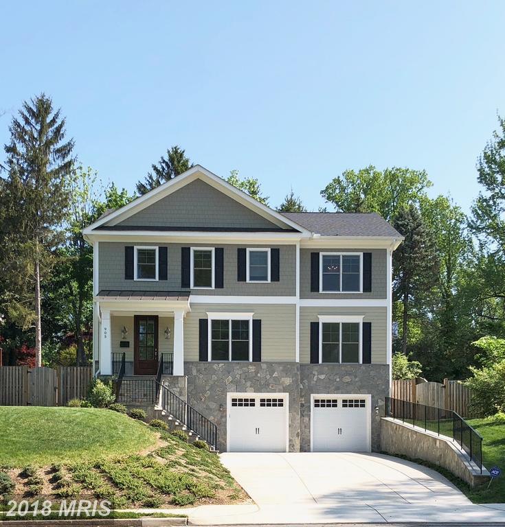 905 Hillwood Avenue - Photo 1