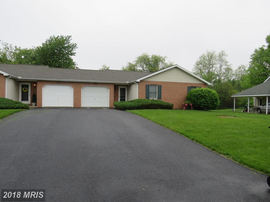 237 Hedge Row Drive - Photo 1