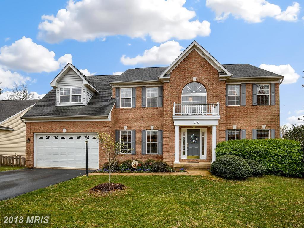 7527 Admiral Nelson Drive - Photo 1