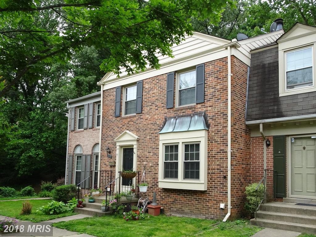 10323 Hampshire Green Avenue - Photo 1