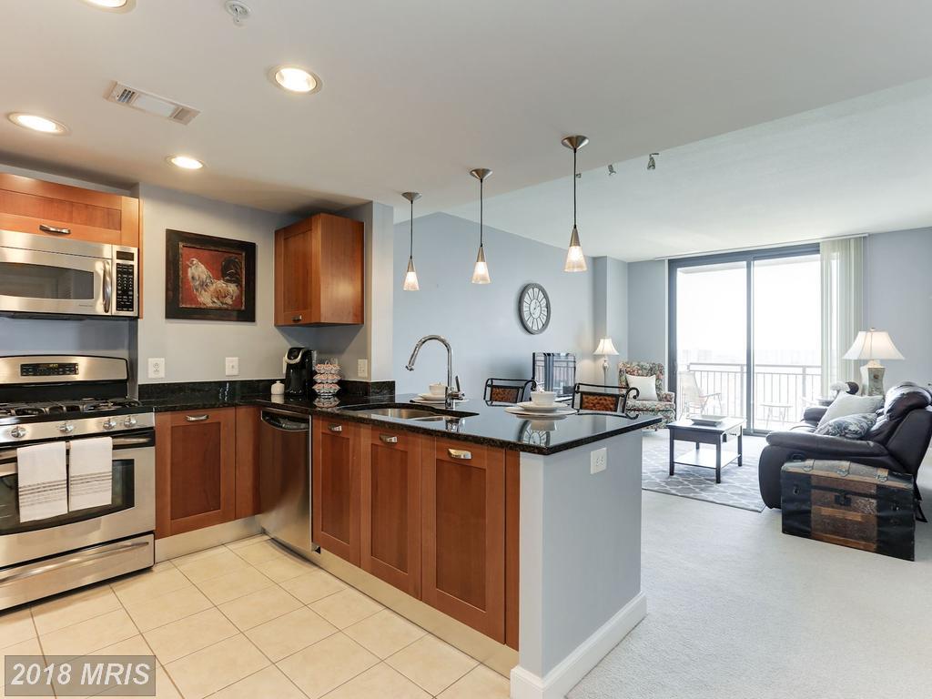 2451 Midtown Avenue - Photo 1