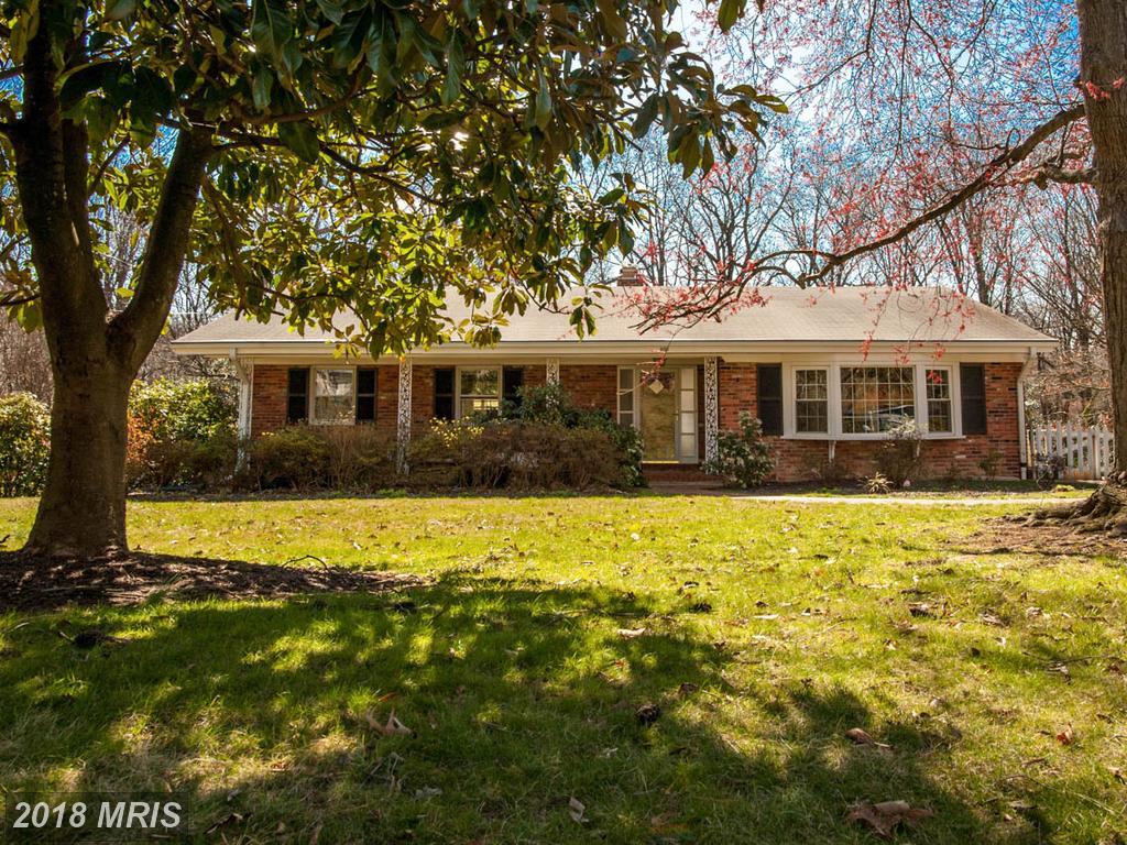 9207 Volunteer Drive - Photo 1