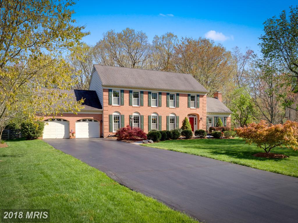 9711 Rambling Ridge Court - Photo 1