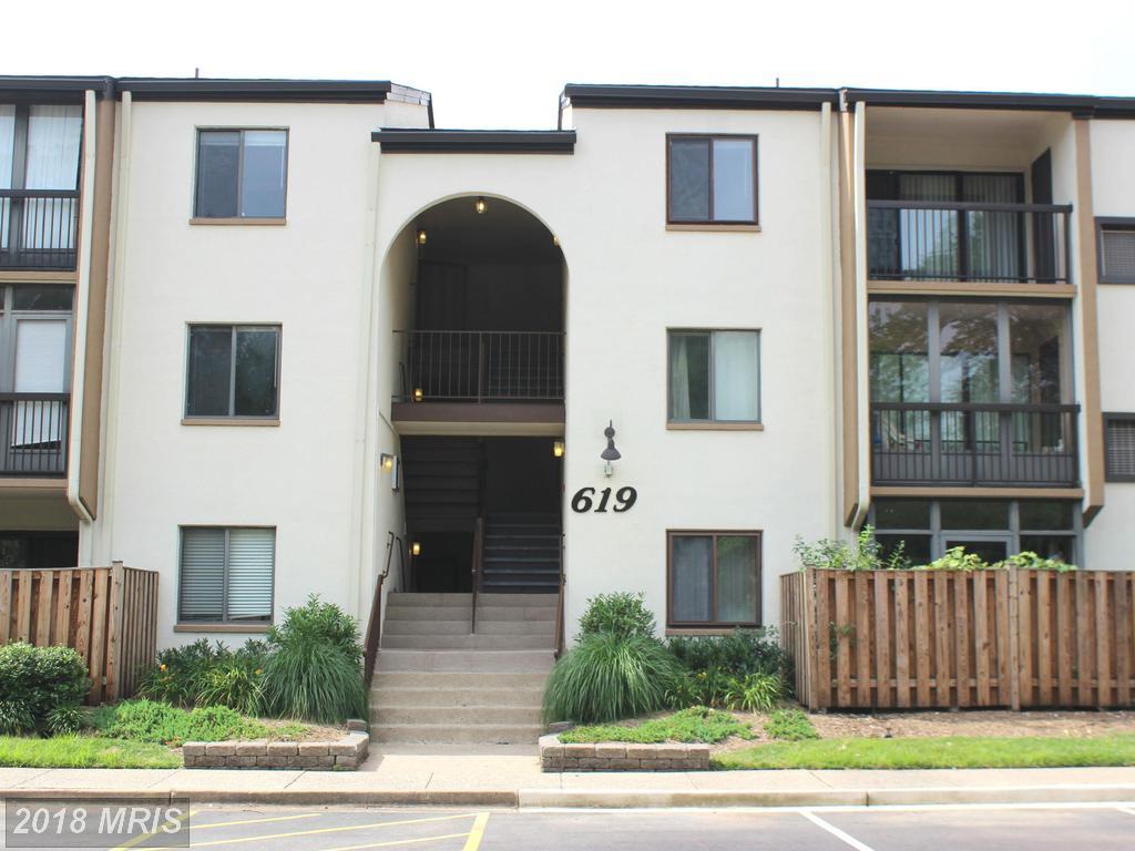 619 Center Street - Photo 1