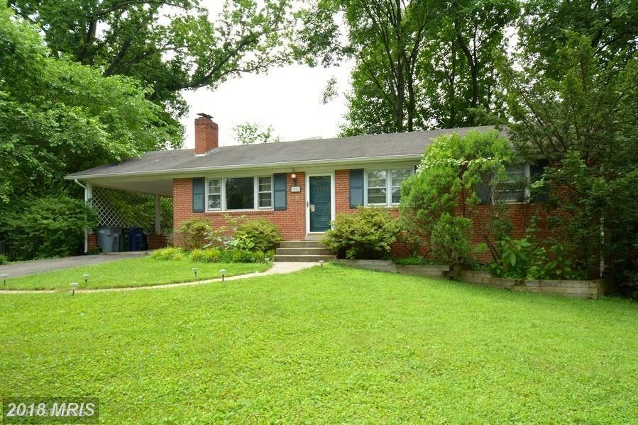 2604 Roswell Court - Photo 1