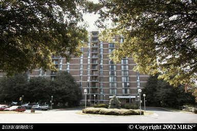 2311 Pimmit Drive - Photo 1