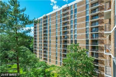 2300 Pimmit Drive - Photo 1