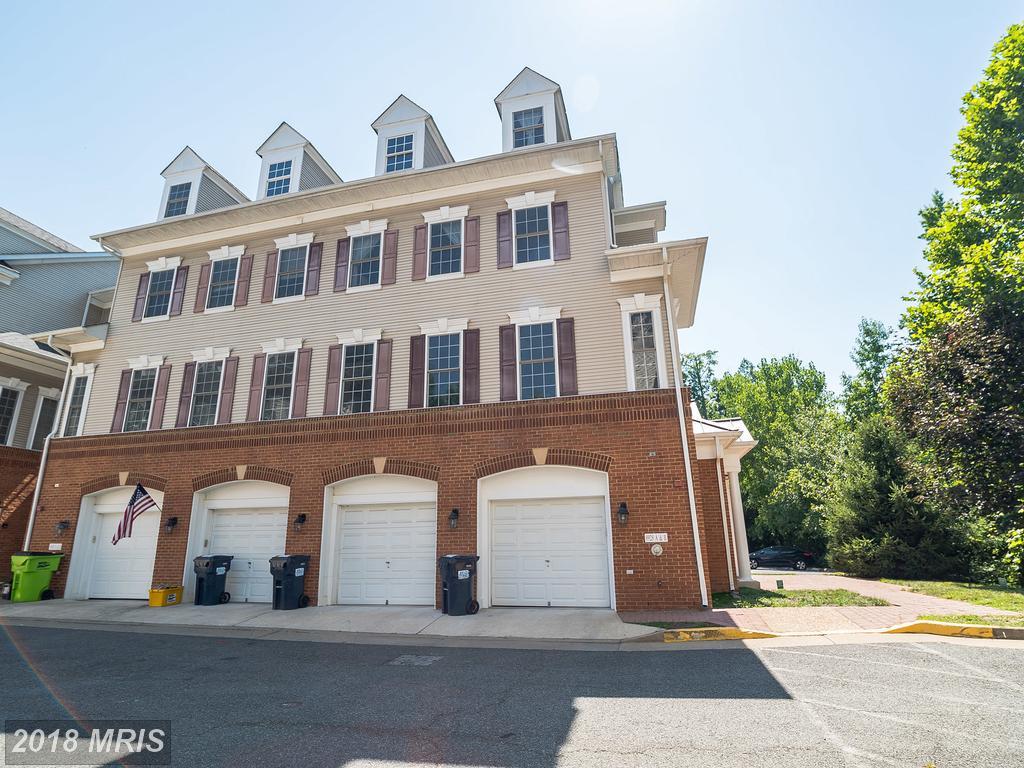 8928 Milford Haven Court - Photo 1