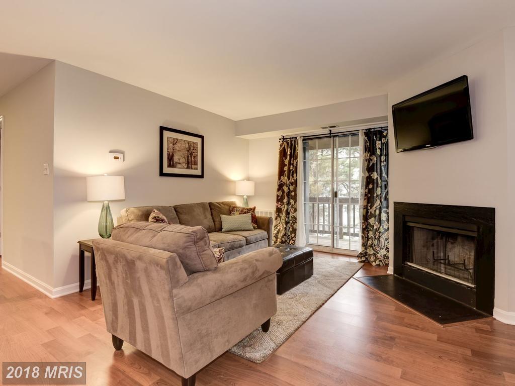 6905-F Victoria Drive - Photo 1
