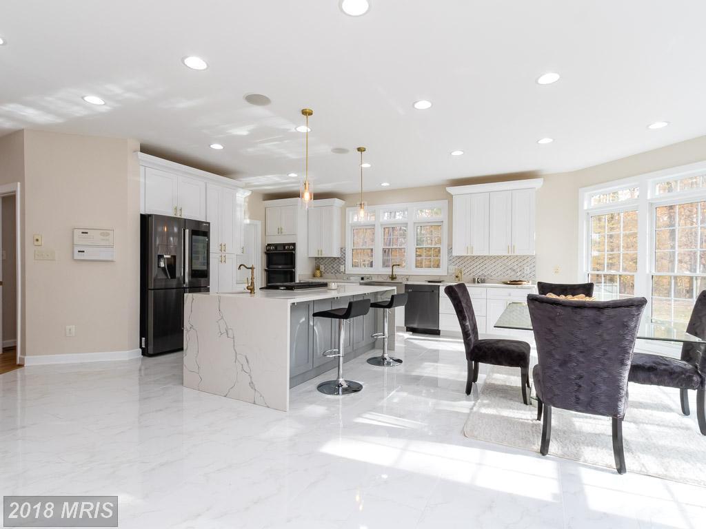 10081 Roseland Ridge Road - Photo 1