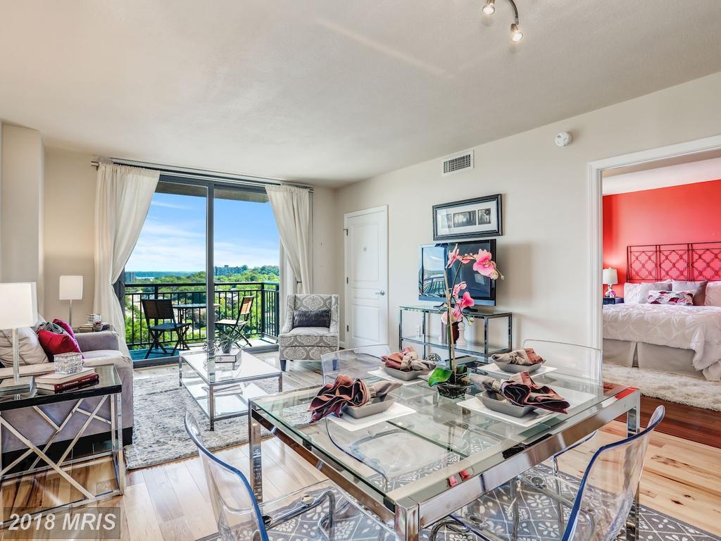 2451 Midtown Avenue - Photo 1