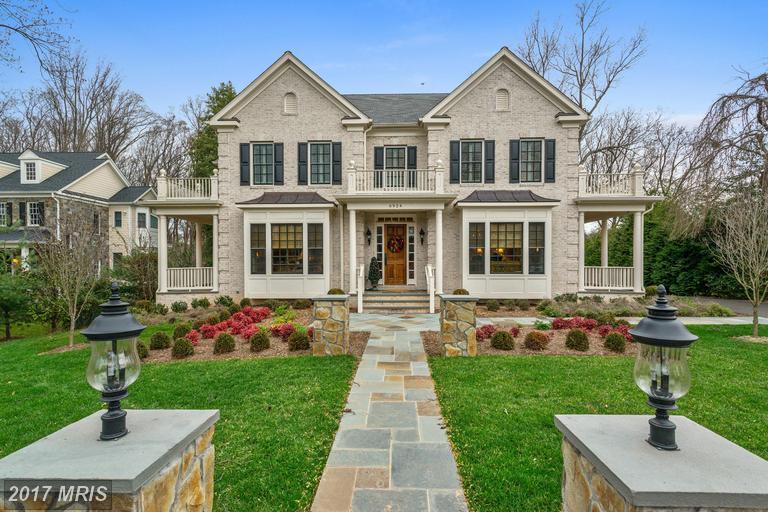 6924 River Oaks Drive - Photo 1