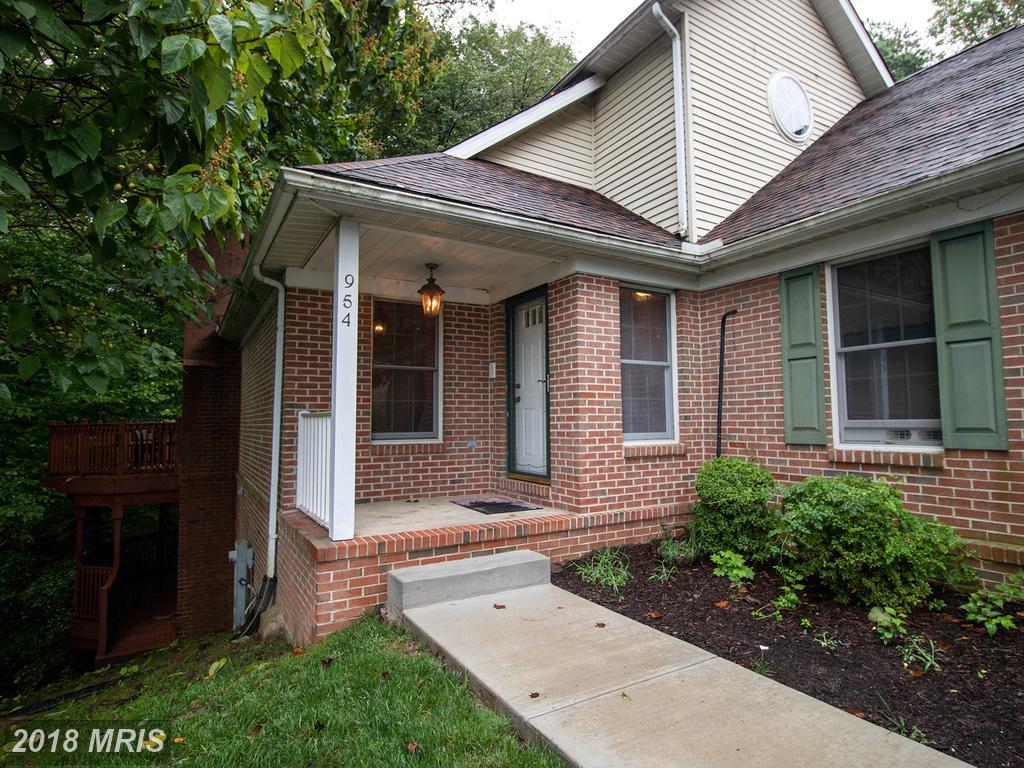 954 Whispering Ridge Lane - Photo 1