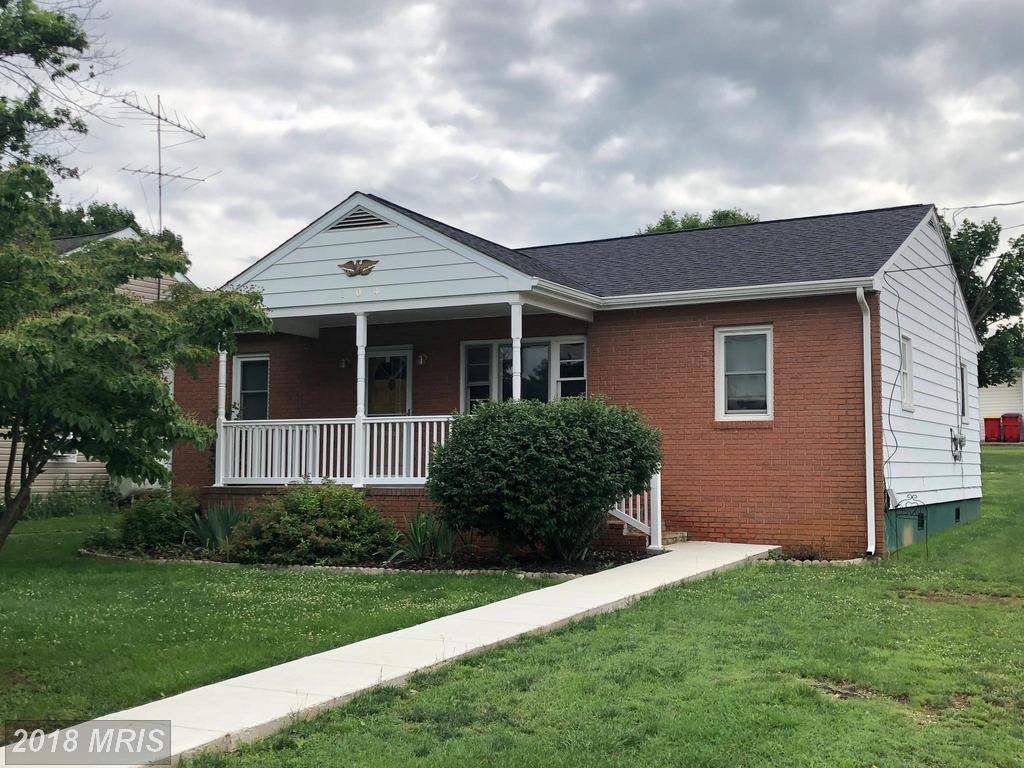 104 Reymann Street - Photo 1
