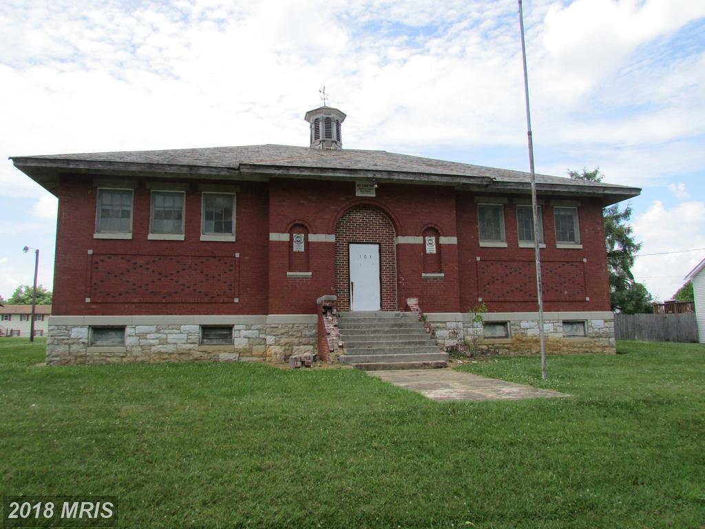 105 Fourth Street - Photo 1