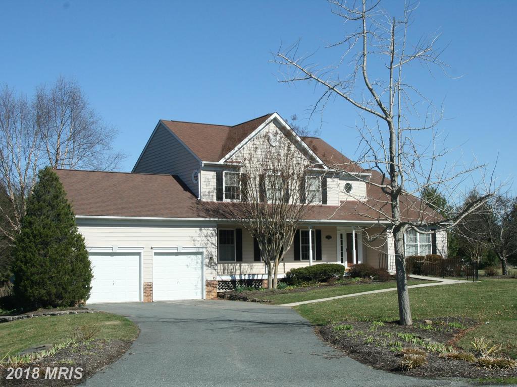 206 Woodsview Court - Photo 1