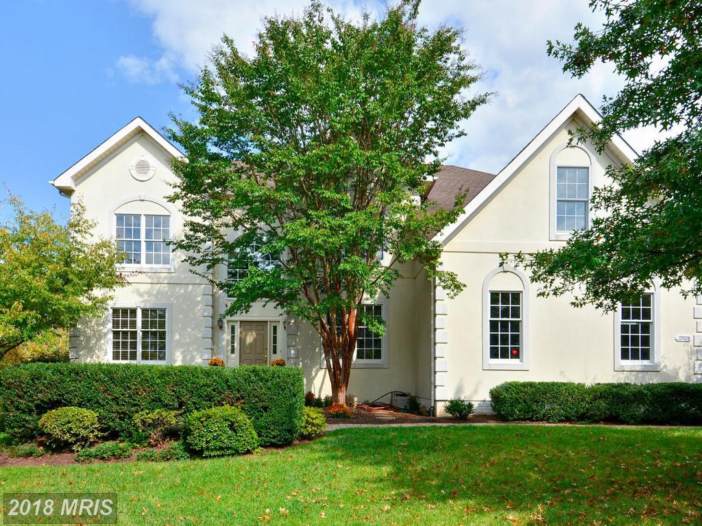 19928 Interlachen Circle - Photo 1