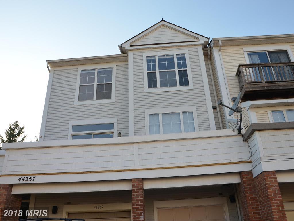 44257 Mossy Brook Square - Photo 1