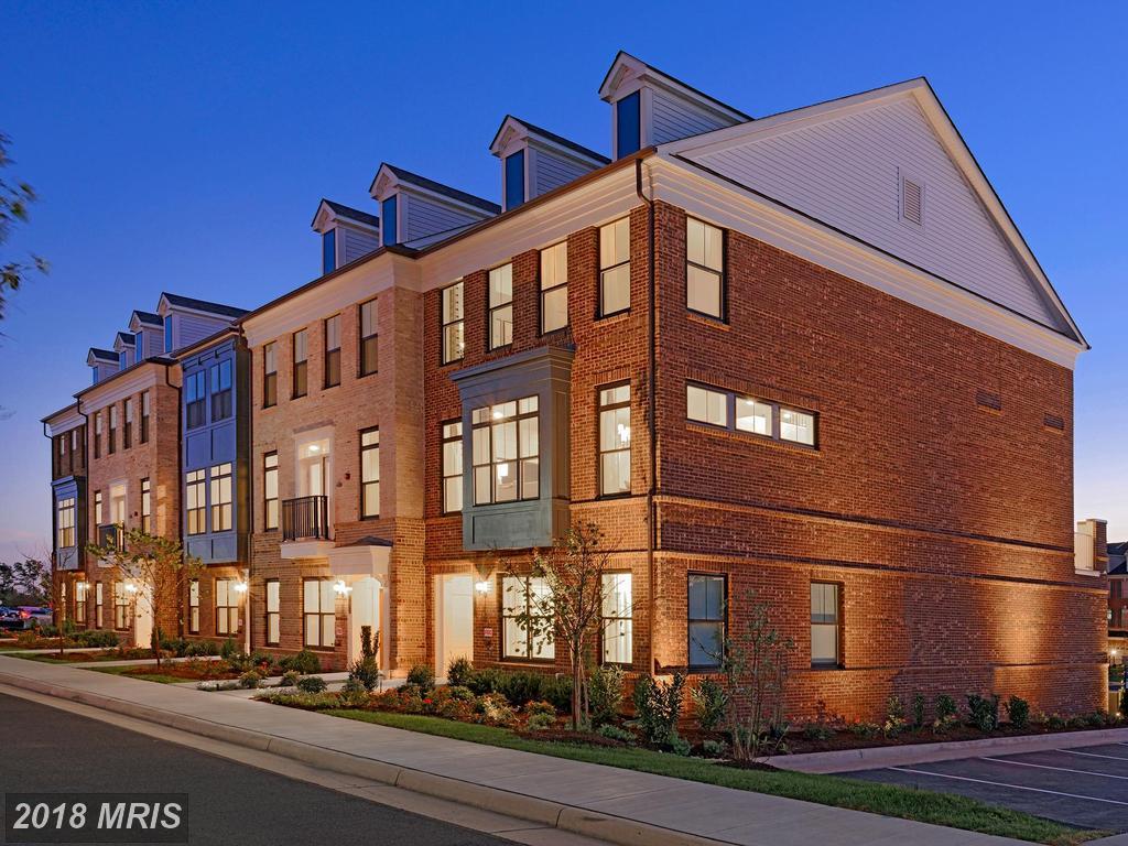 22552 Windsor Locks Square - Photo 1