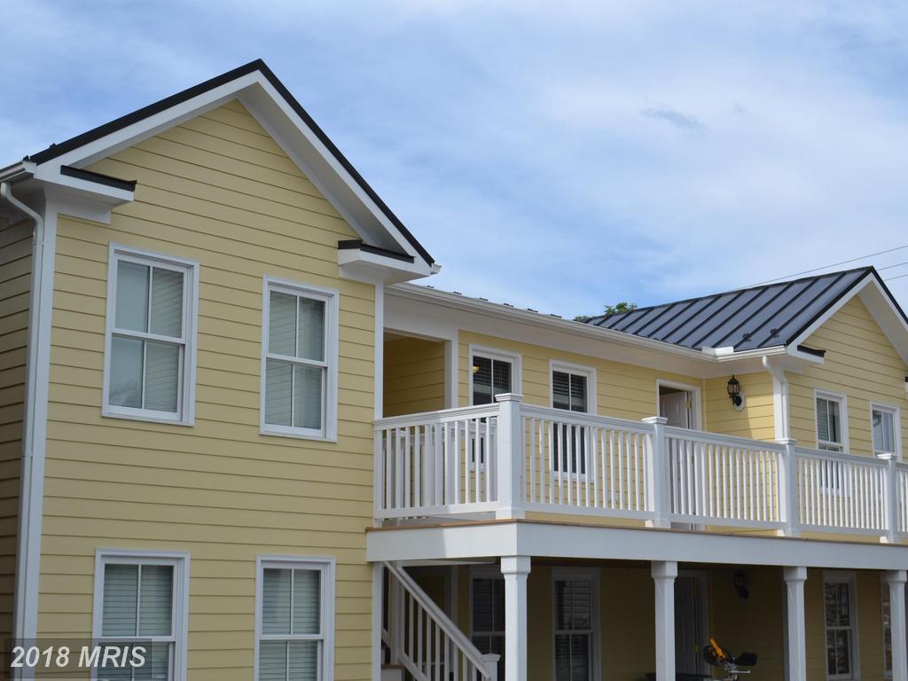 107 Loudoun Street - Photo 1