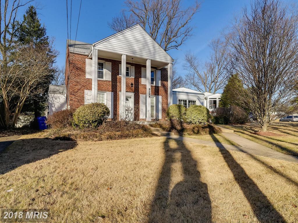 8724 Milford Avenue - Photo 1