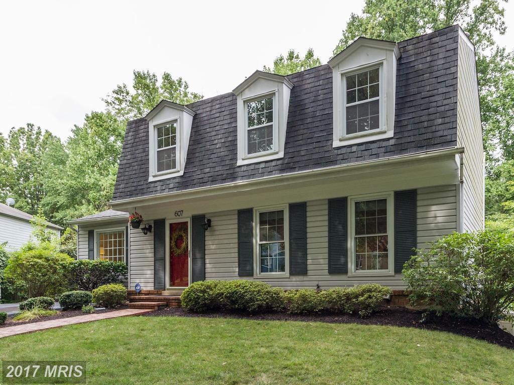 607 Watts Branch Parkway - Photo 1