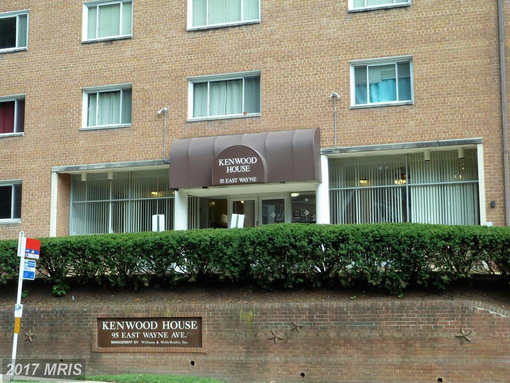 95 Wayne Avenue - Photo 1