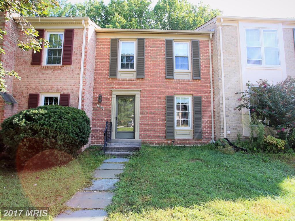 10059 Maple Leaf Drive - Photo 1