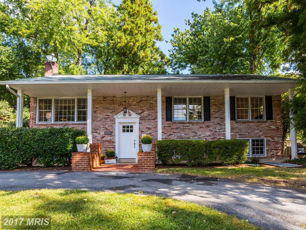 11813 Rosalinda Drive - Photo 1