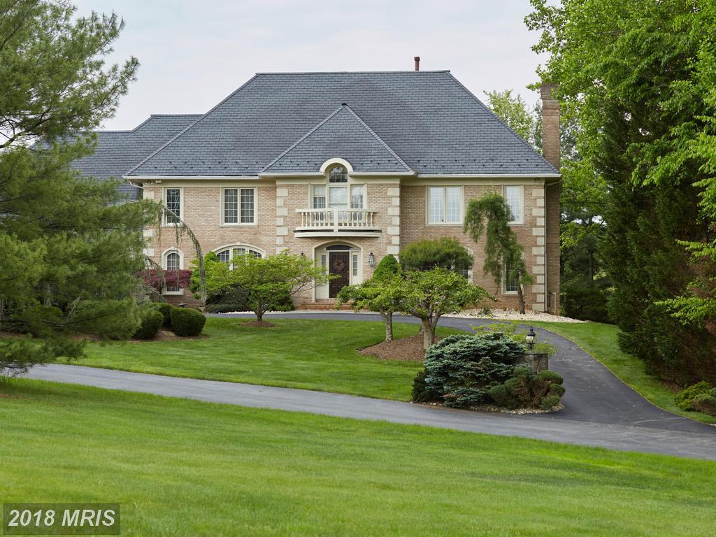 9525 Newbridge Drive - Photo 1