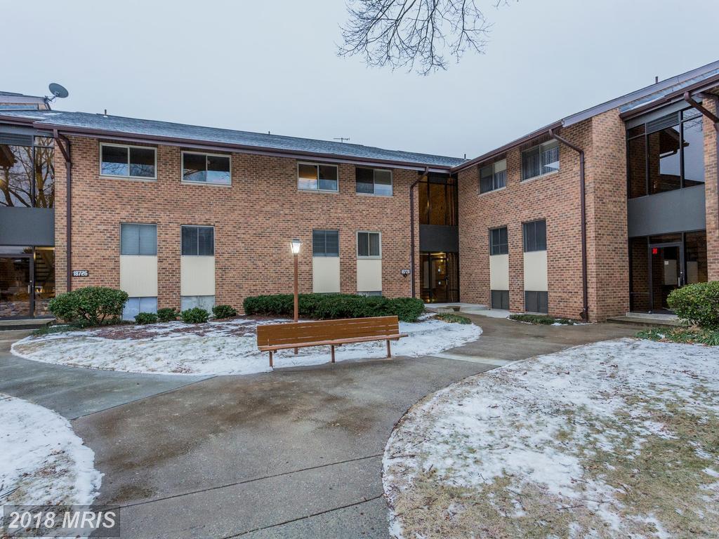 18728 Walkers Choice Road - Photo 1