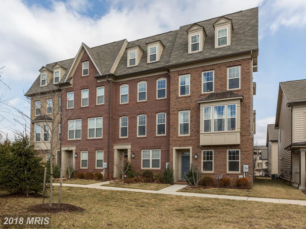 15914 Chieftain Avenue - Photo 1