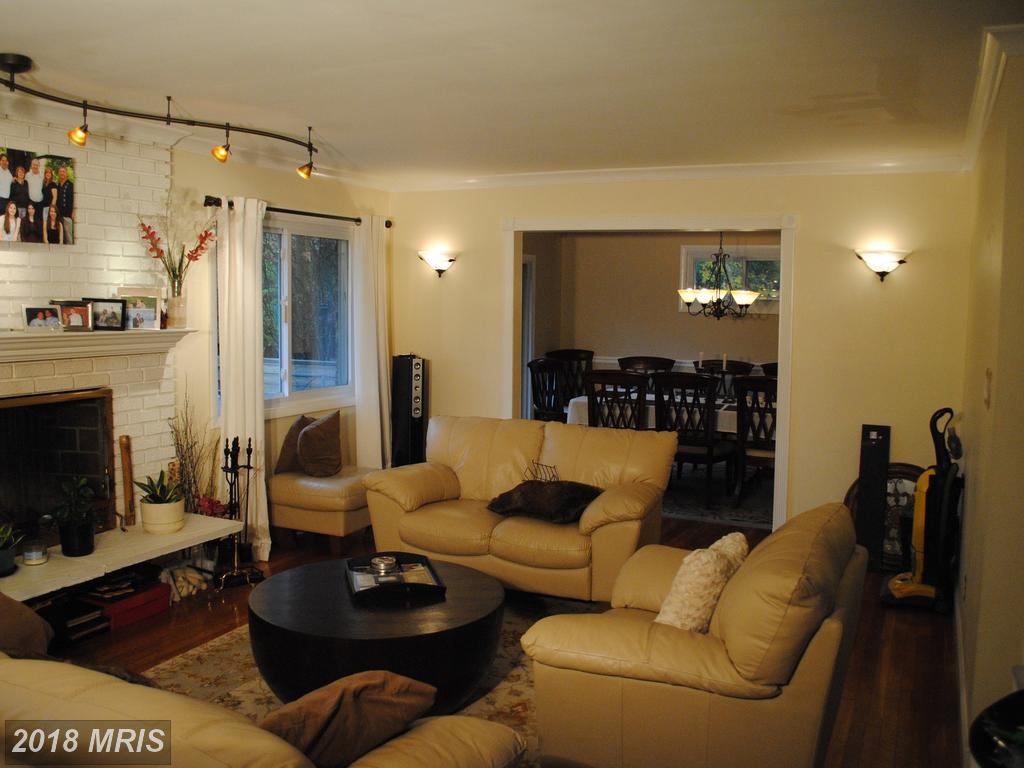 5821 Grosvenor Lane - Photo 1