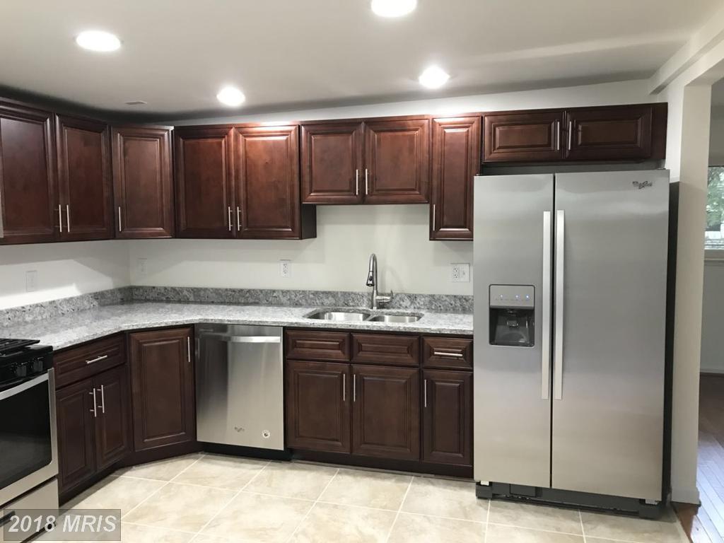 702 Dryden Street - Photo 1