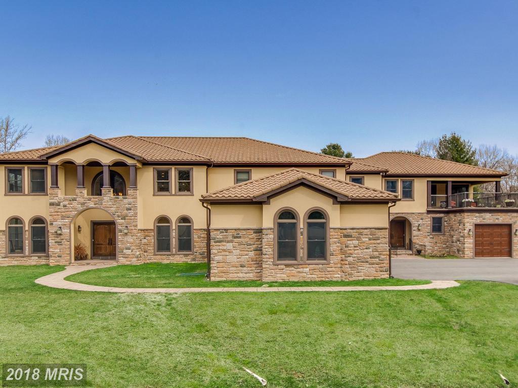 10705 Riverwood Drive - Photo 1