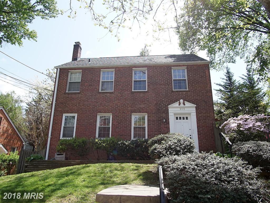 903 Erie Avenue - Photo 1