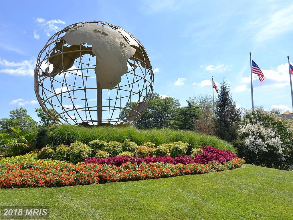 15000 Pennfield Circle - Photo 1