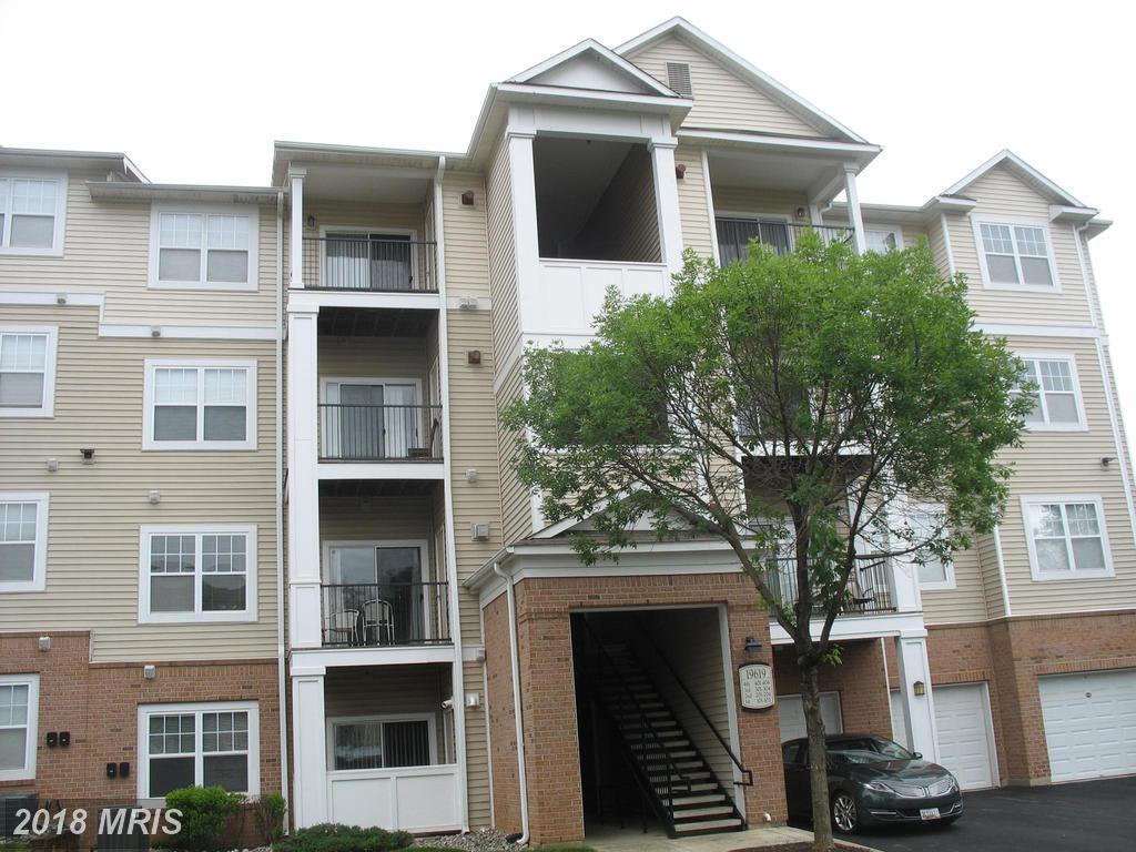 19619 Galway Bay Circle - Photo 1